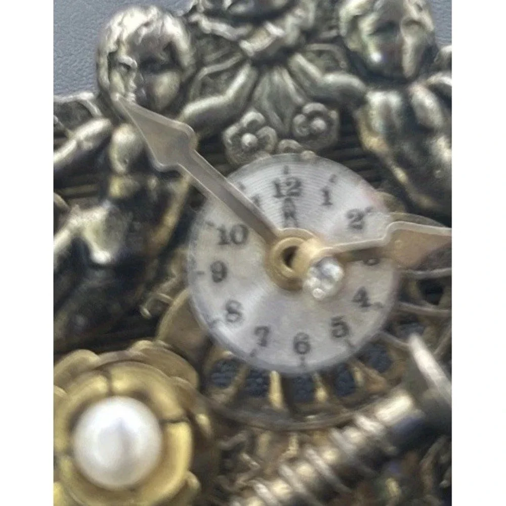 Lot Of 4 Vintage Hair Clips Steampunk Cherub, Wooden Beads, Crystal, Black. READ